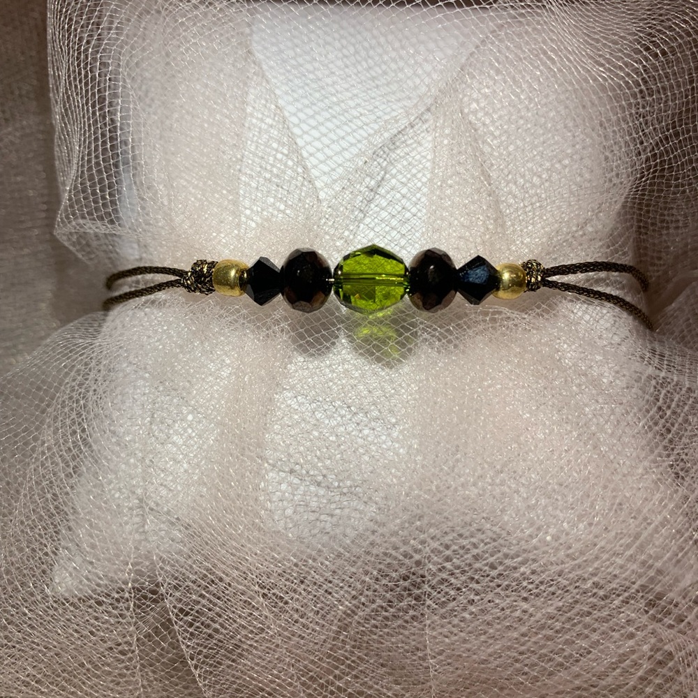 Swarovski crystals bracelet with metallic strings
